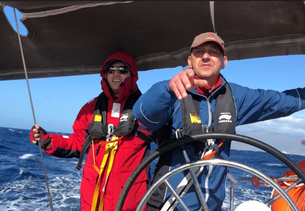 Kptn Hangar & Laurentius